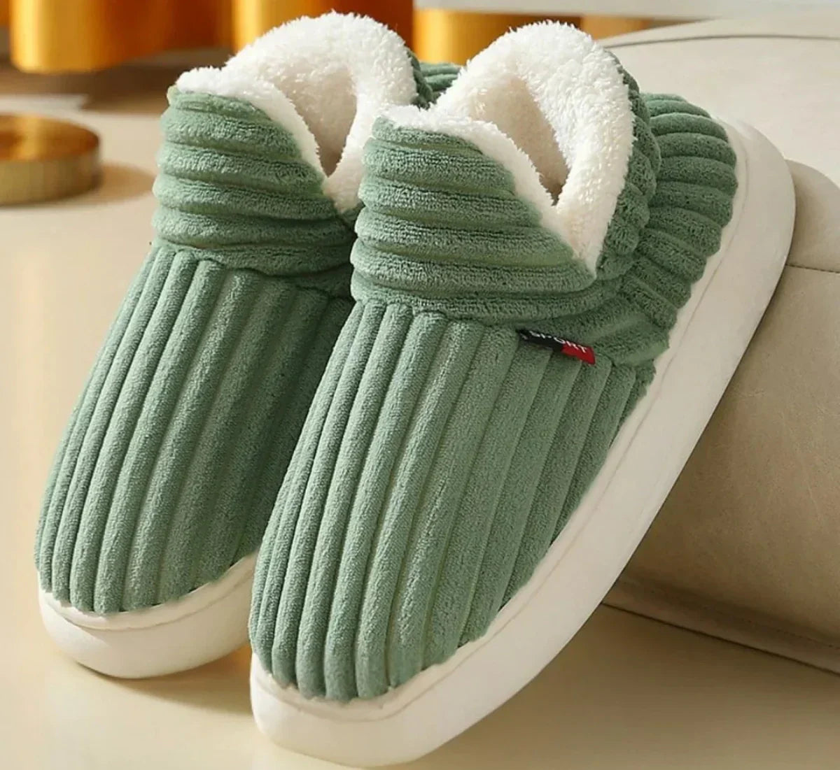 Sarttore | Pantofole invernali terapeutiche FluffEase – Calore sempre | Compra 1, ricevi 1 gratis