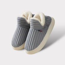 Sarttore | Pantofole invernali terapeutiche FluffEase – Calore sempre | Compra 1, ricevi 1 gratis